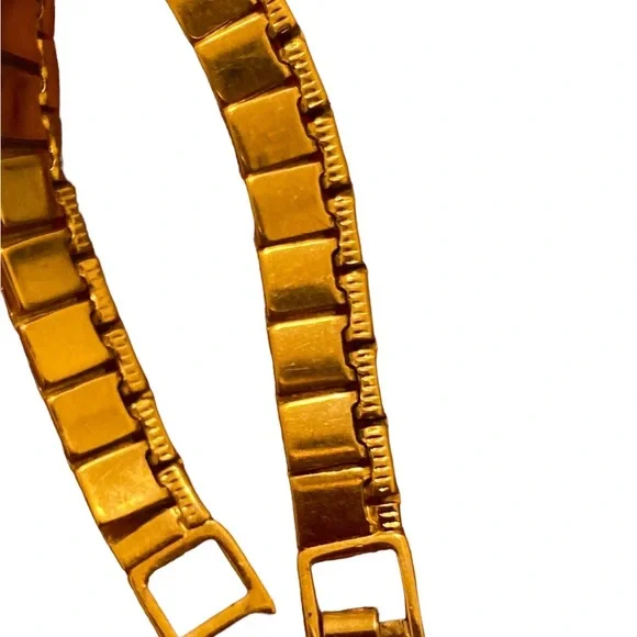 Monet vintage gold tone link bracelet - Picture 5 of 5